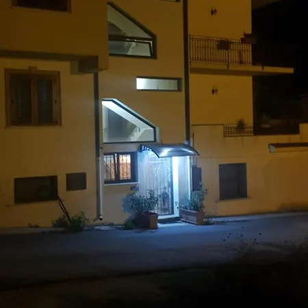 La Casa Di Enza Apartment Santa Margherita di Belice Exterior photo